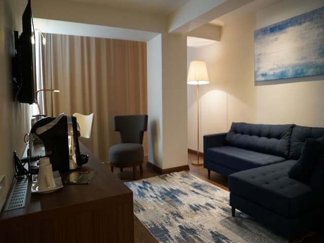 Junior Suite, 1 Bedroom, Non Smoking, City View