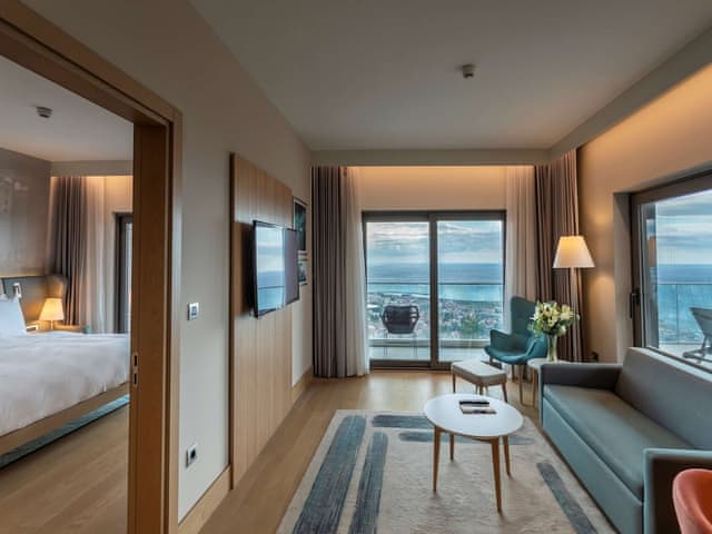 Suite, 1 Bedroom, Balcony (Panoramic View)