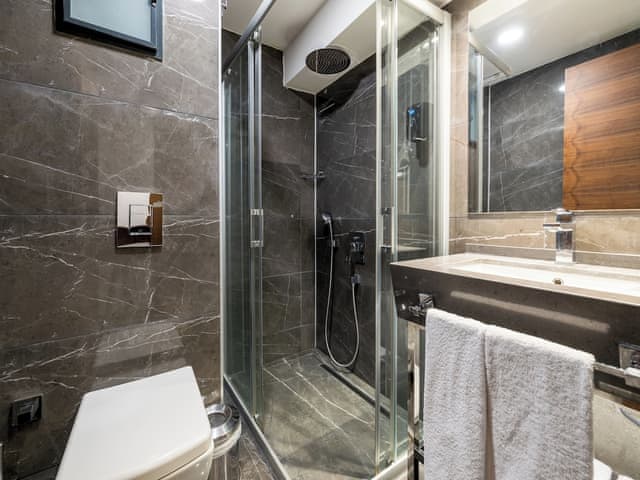 Delüks İki Yataklı Oda