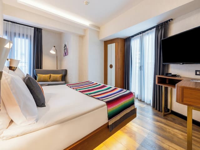 Delüks Çift Kişilik Oda