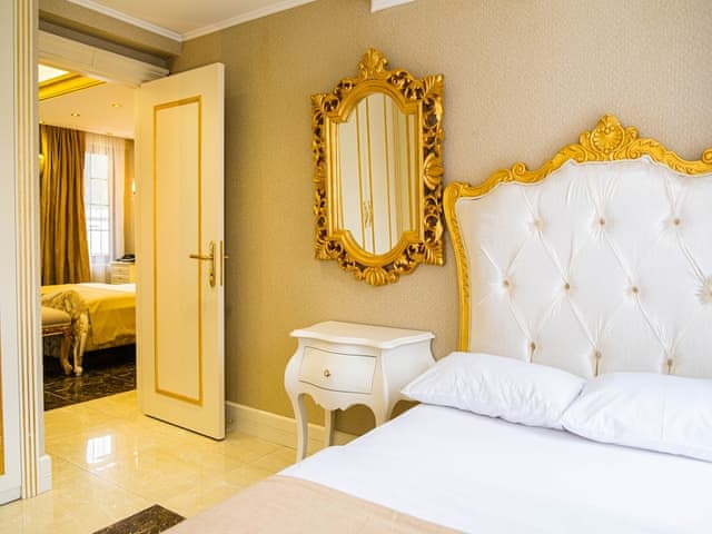 Grand Suite, Valley View