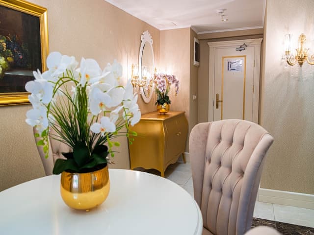 Grand Suite, Valley View
