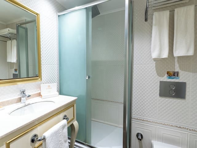 Superior Twin Room, Valley View