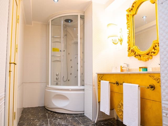 Grand Suite, Valley View
