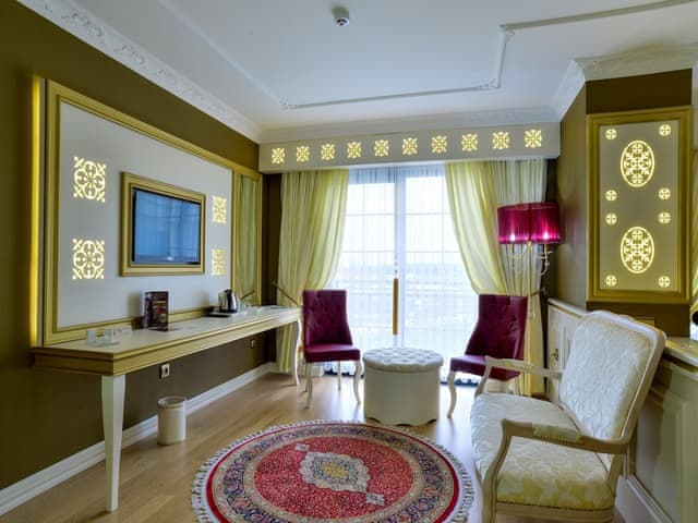 Presidential Room