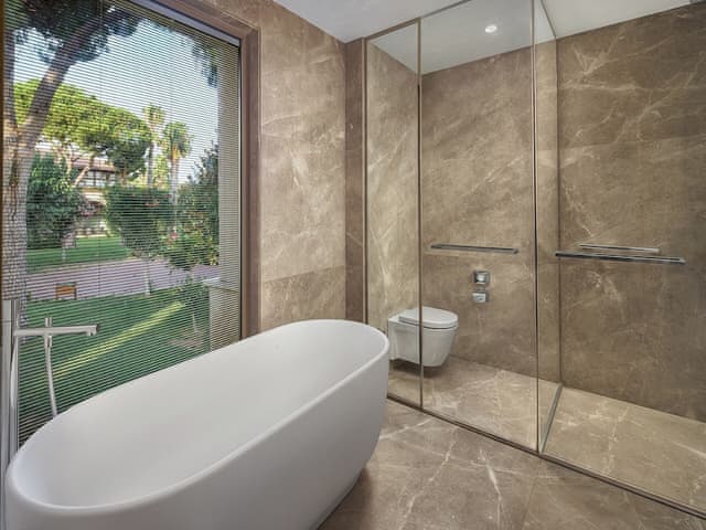 Deluxe Villa, 3 Bedrooms, Poolside (3 Bathrooms)