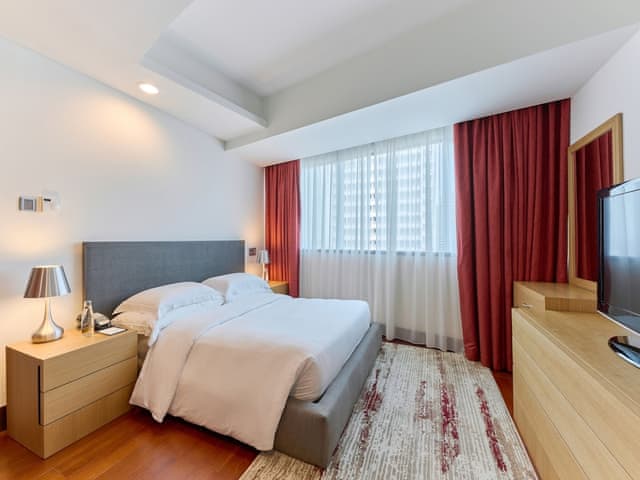 Three Bedroom Duplex Gallery Residence with Private Jacuzzi