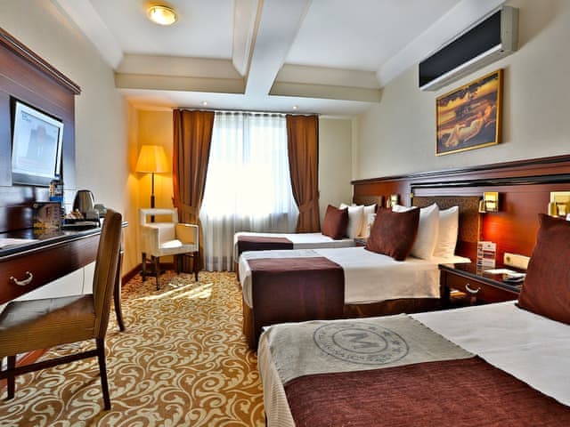 Standart Üç Kişilik Oda, 3 Tek Kişilik Yatak