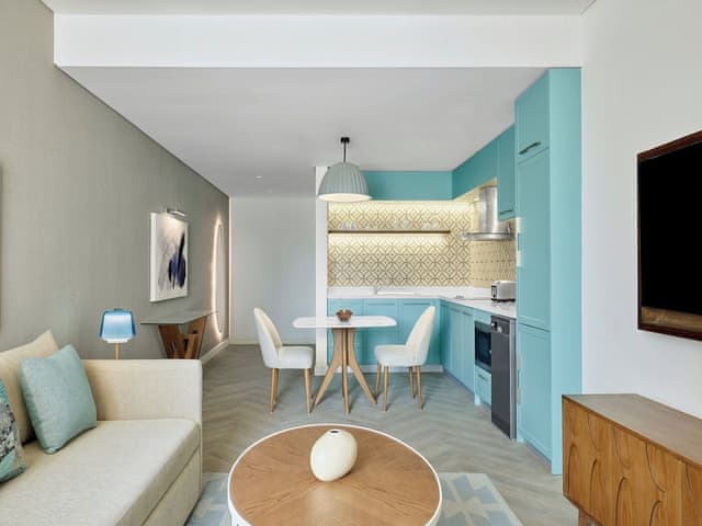 Suite, 1 Bedroom, Kitchen