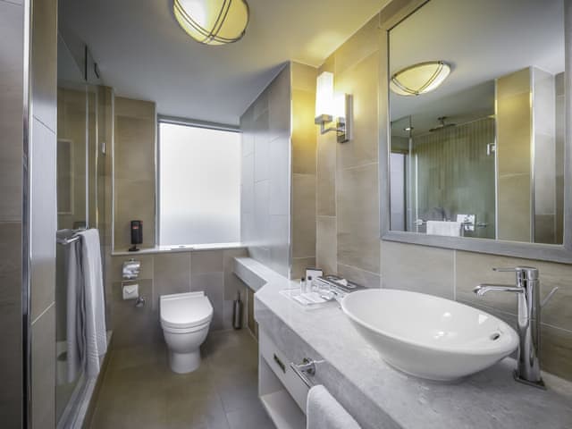 Superior Oda, Şehir Manzaralı