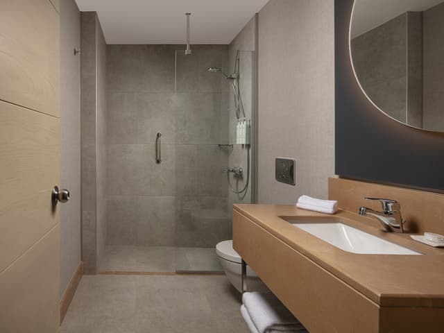 Deluxe Room, 1 King Bed