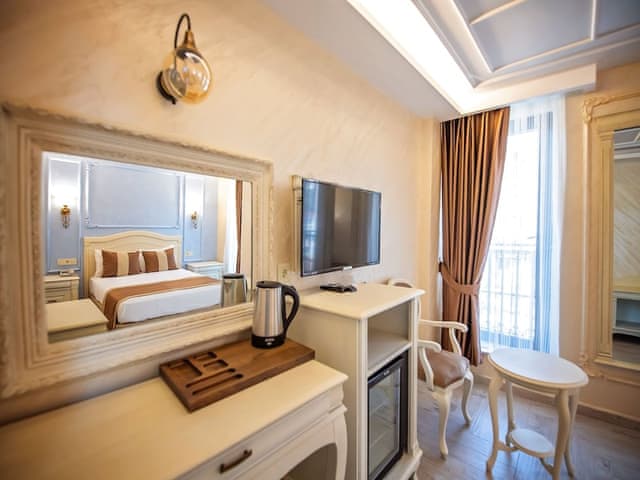 Ekonomik Üç Kişilik Oda