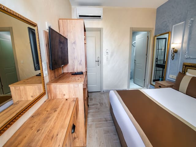 Economy Double or Twin Room, 1 Bedroom