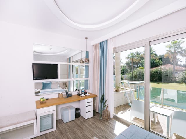 Superior Twin Room, Garden Area