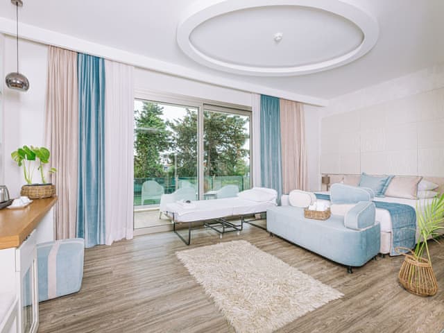 Superior Twin Room, Garden Area