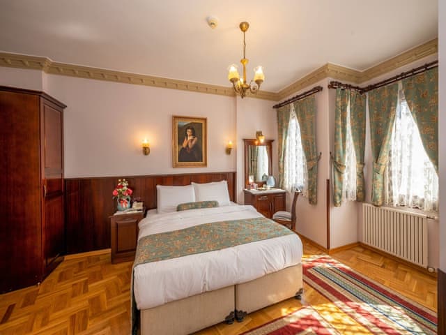 Delüks Çift Kişilik Oda