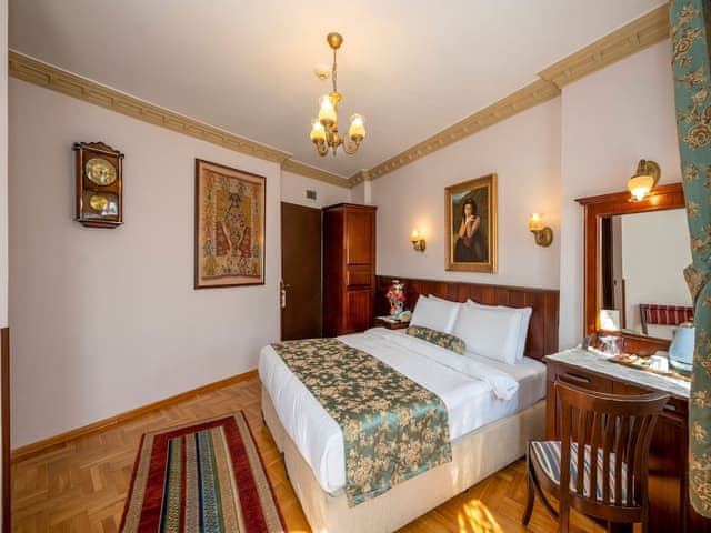 Delüks Çift Kişilik Oda