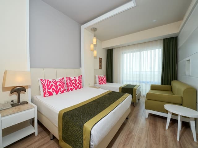 Standard Room (Sea & Pool side)