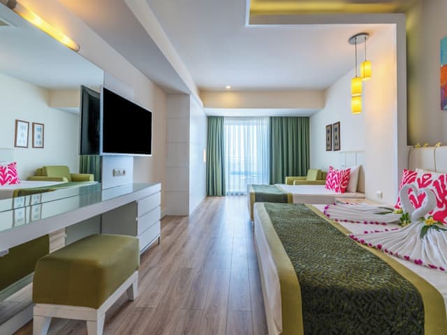 Standard Room (Sea & Pool side)