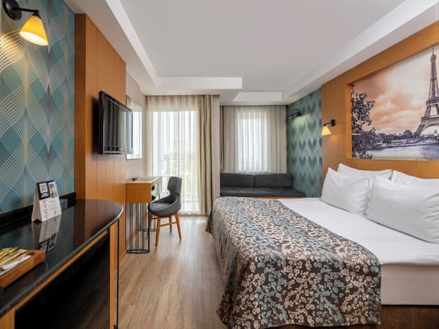 Standard Double or Twin Room, Balcony