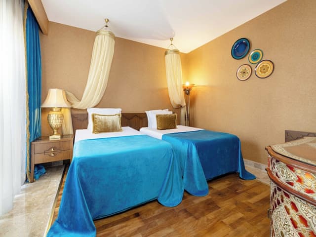 Safran Villa