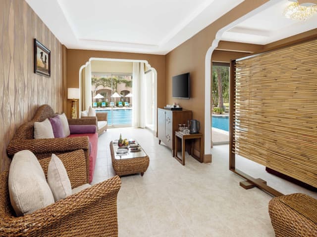Ginger Villa