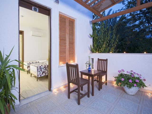 Club Family Bungalow Room