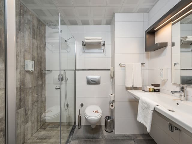 Standard Triple Room, Partial Sea View