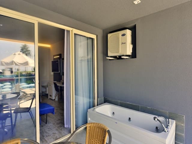 Premium Signature Room