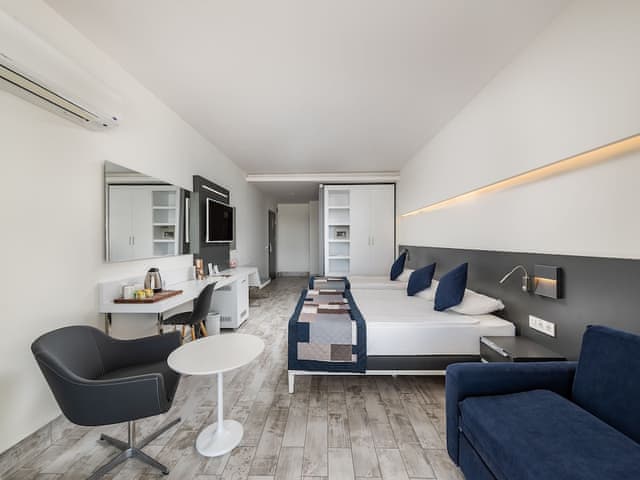 Premium Signature Room