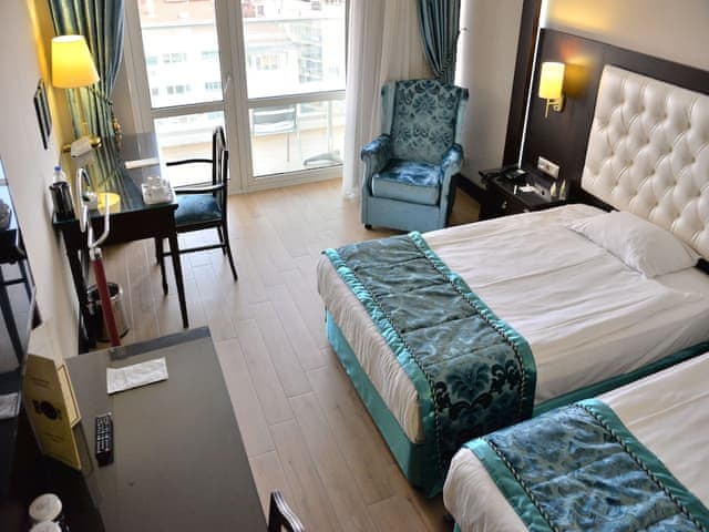 Standard Twin Room, City View