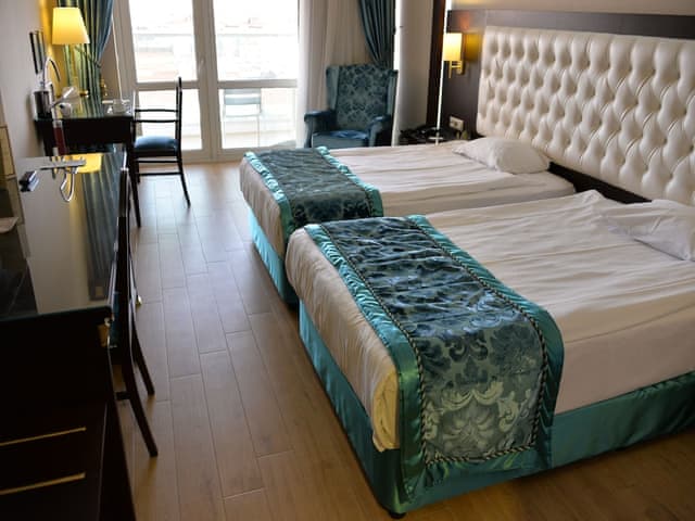 Standard Twin Room, City View