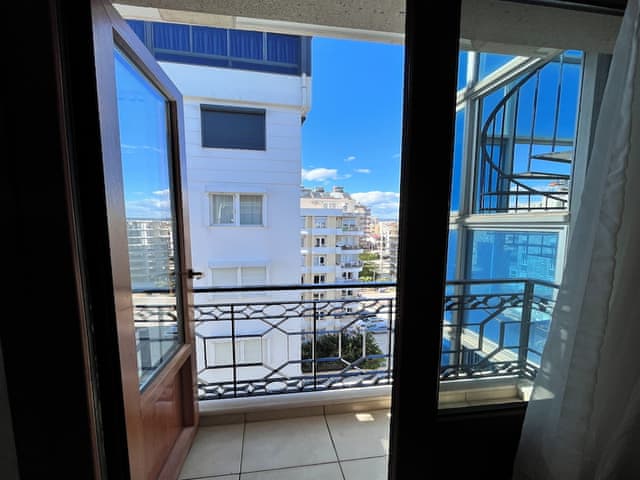 Economy Single Room, 1 Queen Bed