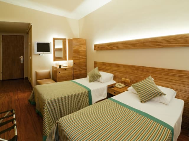 Standart İki Yataklı Oda