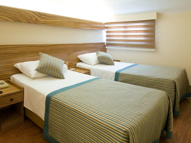 Standart İki Yataklı Oda