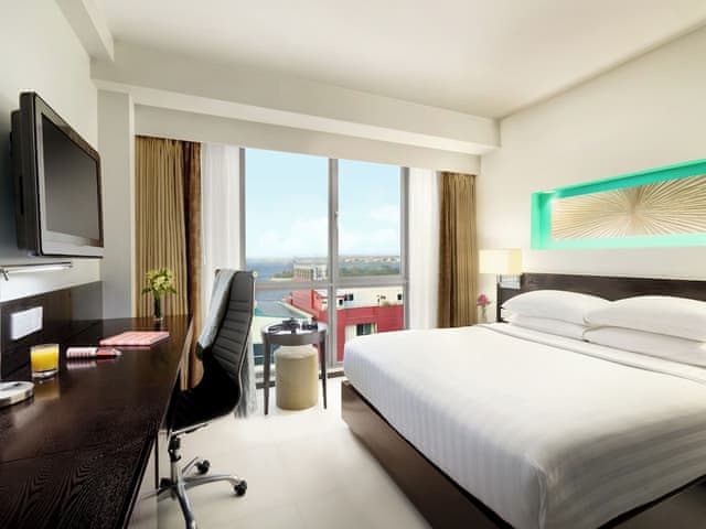 Deluxe Room, 1 Queen Bed, Ocean View