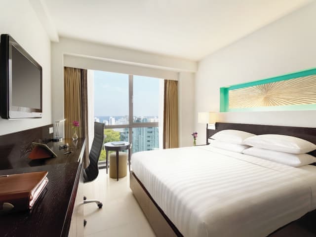 Deluxe Room, 1 King Bed