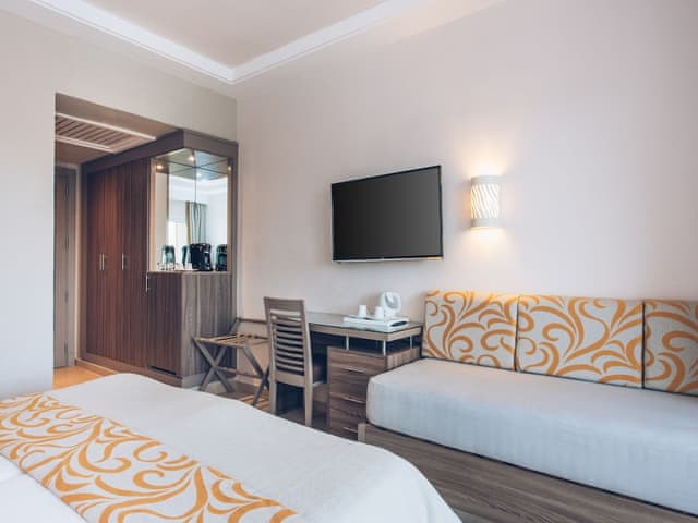 Standard Room, Connecting Rooms (2 Adults & 2 Children)