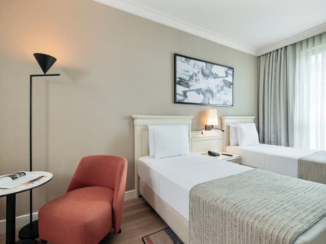 Trendy Room with 2 Single Beds