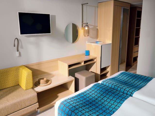 Standard Room, 1 Double or 2 Twin Beds
