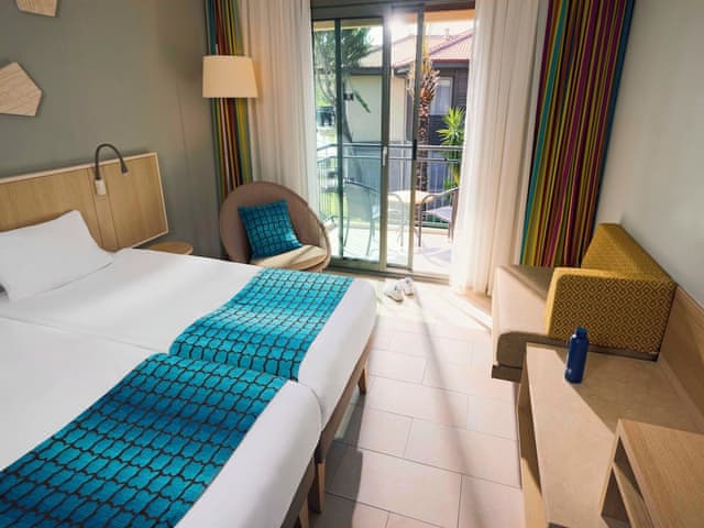 Standard Room, 1 Double or 2 Twin Beds