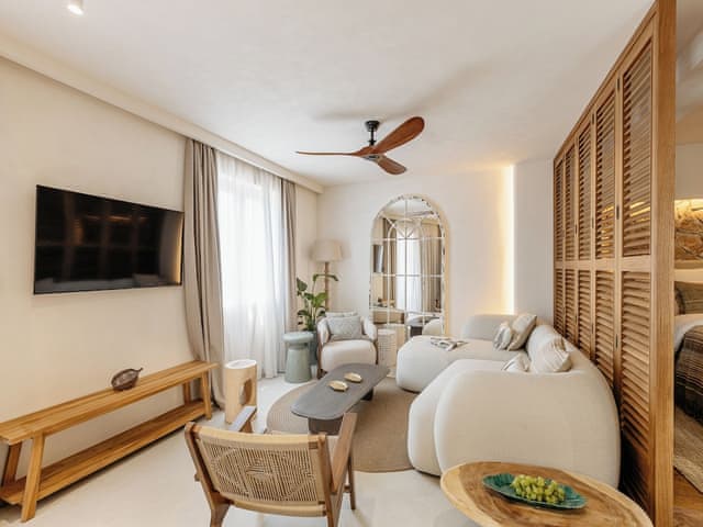 Junior Suite with Balcony ground floor Annex