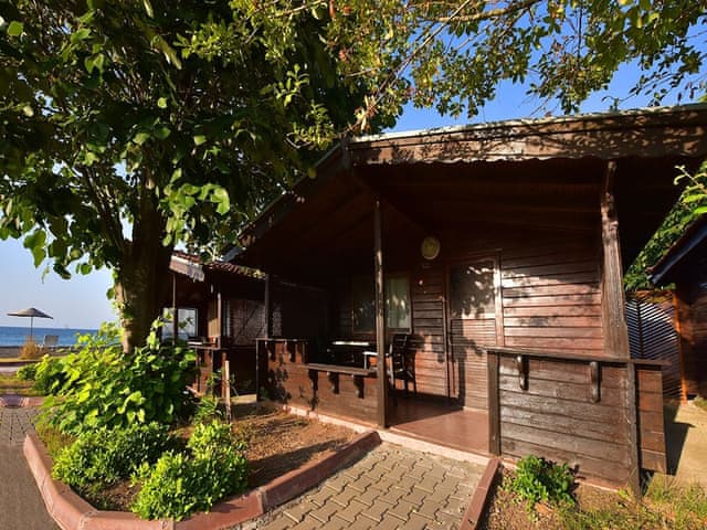 Classic Cabin