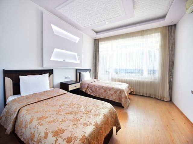 Classic Room, Multiple Beds