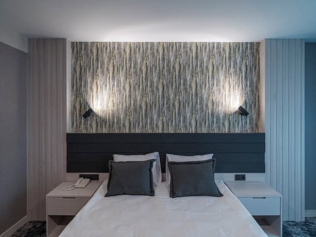 Standard Double Room Single Use, 1 Queen Bed