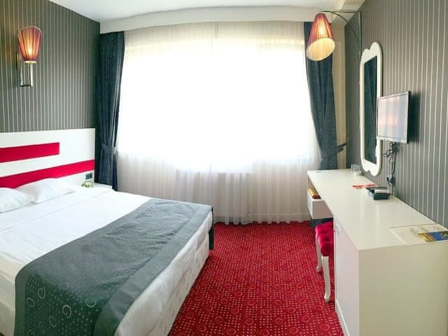 Standard Twin Room, Smoking