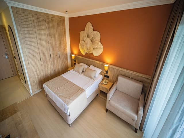 Deluxe Triple Room, Sea View, Beachside