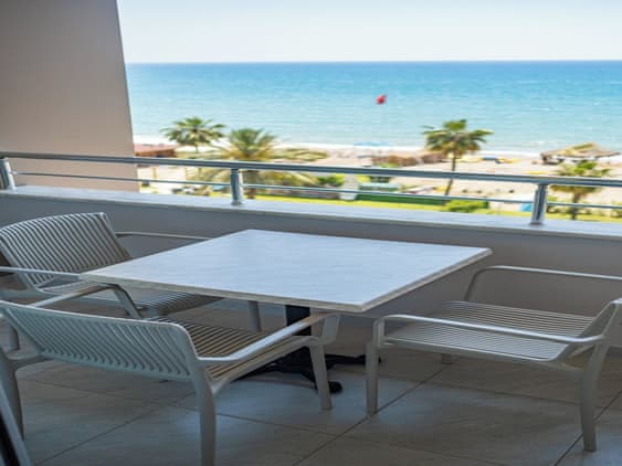 Deluxe Triple Room, Sea View, Beachside