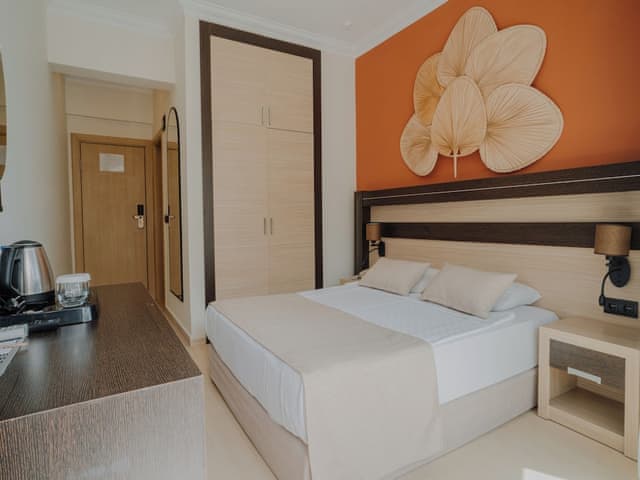 Comfort Triple Room, Sea View