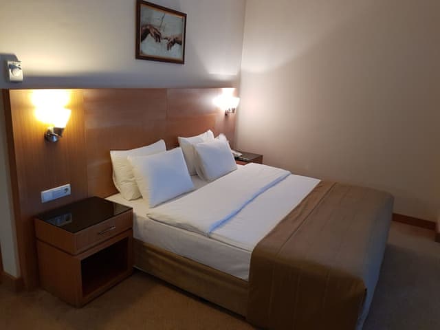 Basic Double Room Single Use, Garden View